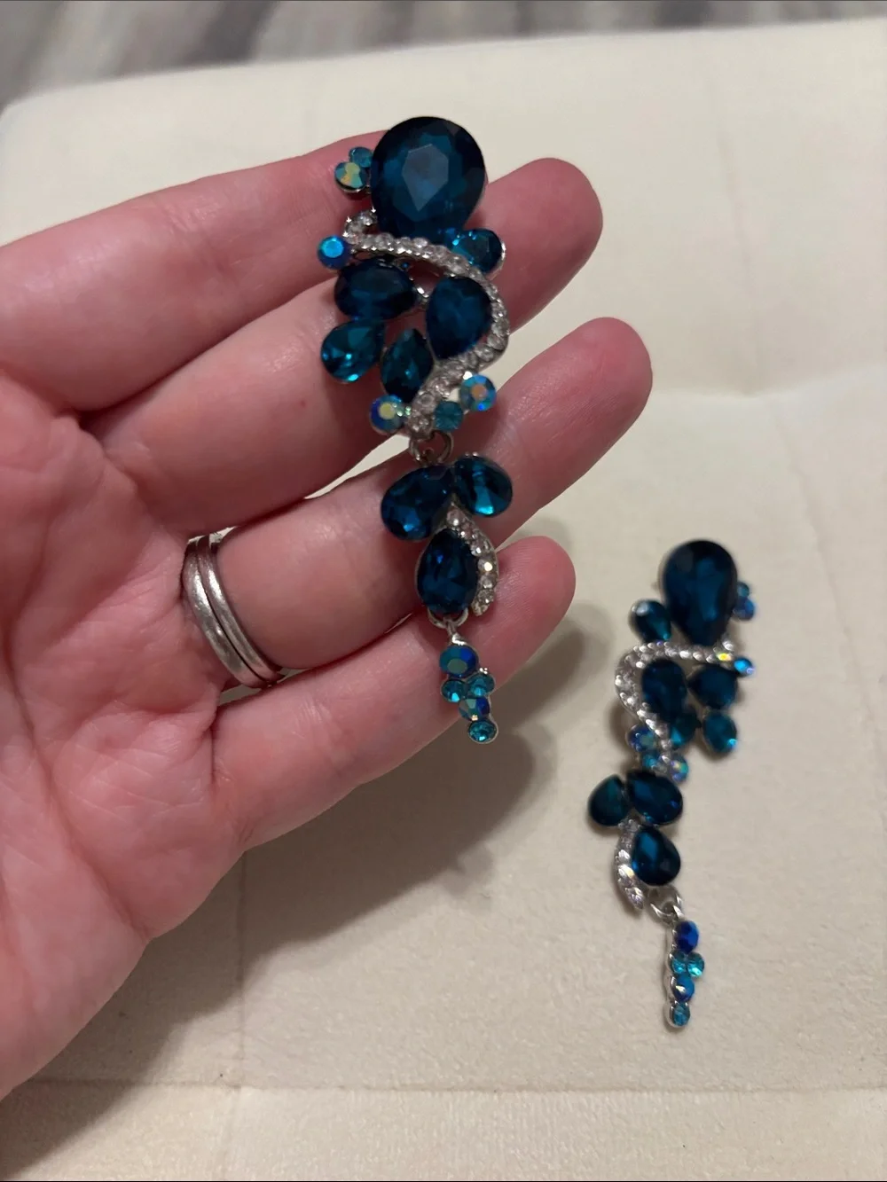 Blue Crystal Drop Earrings - Elegant Teardrop Dangle NEVER WORN